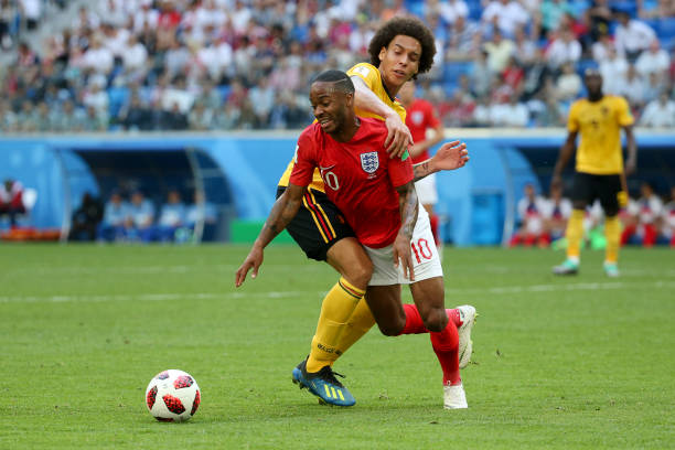 华横溢的球 华横溢的球