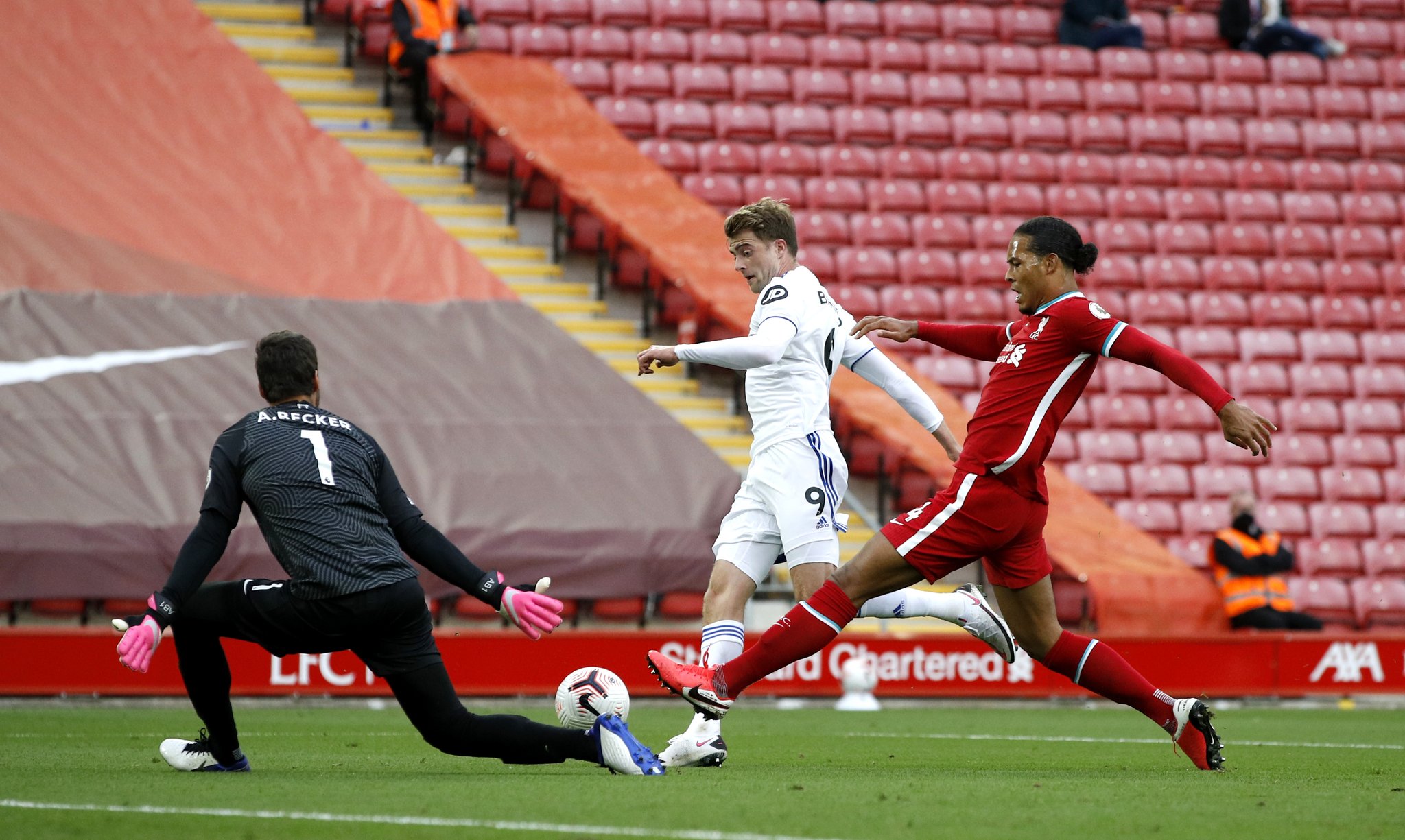 守方面纯熟 守方面纯熟